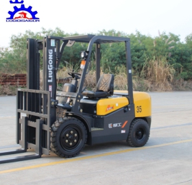 Xe Nâng Giá Rẻ CPCD35