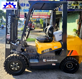 XE NÂNG ĐIỆN LIUGONG E35