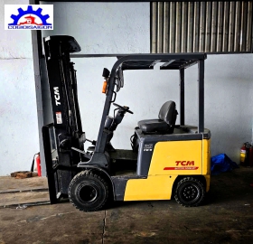 XE NÂNG ĐIỆN 2.5 TẤN TCM FB25-7LS