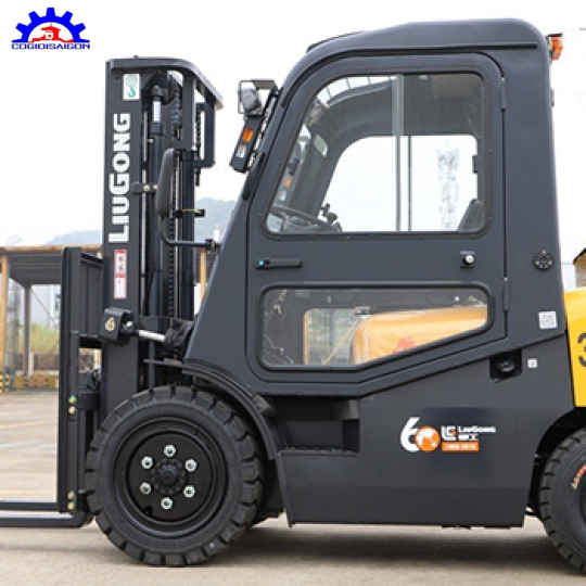 Tại Sao Xe Nâng Cpcd 30 Có Ca Bin Là Sự Lựa Chọn Mang Lại Nhiều Lợi Ích?