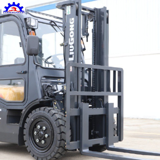 Tại Sao Xe Nâng Cpcd 30 Có Ca Bin Là Sự Lựa Chọn Mang Lại Nhiều Lợi Ích?