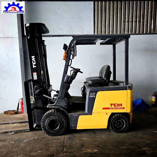 XE NÂNG ĐIỆN 2.5 TẤN TCM FB25-7LS