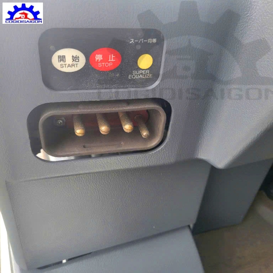 XE NÂNG ĐIỆN TCM 2500KG